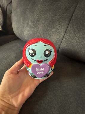 Zak Designs Nightmare Before Christmas Sally Valentine Misfit Love Chibi Mug